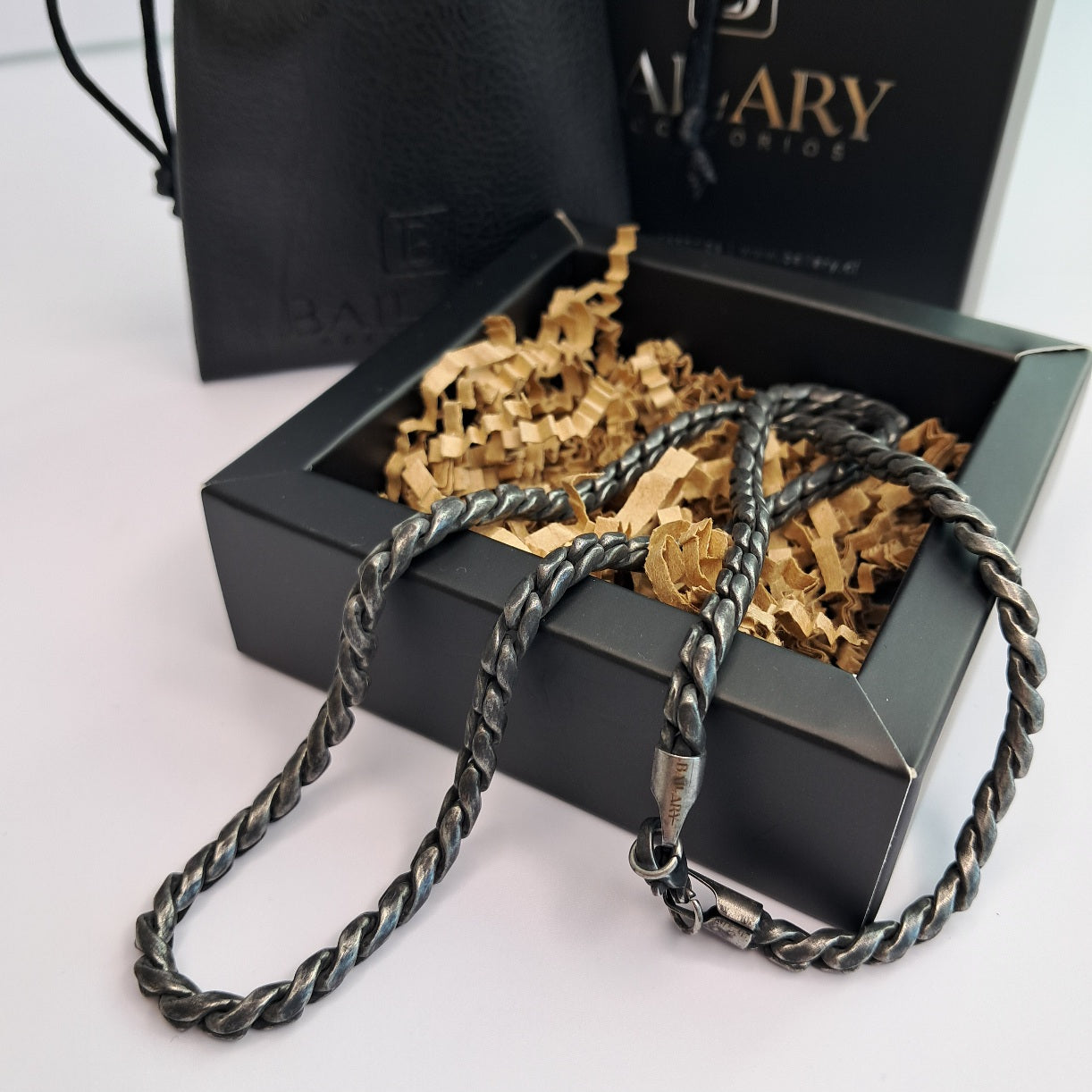 Collar cadena trenzada espiral acero 316 L envejecido