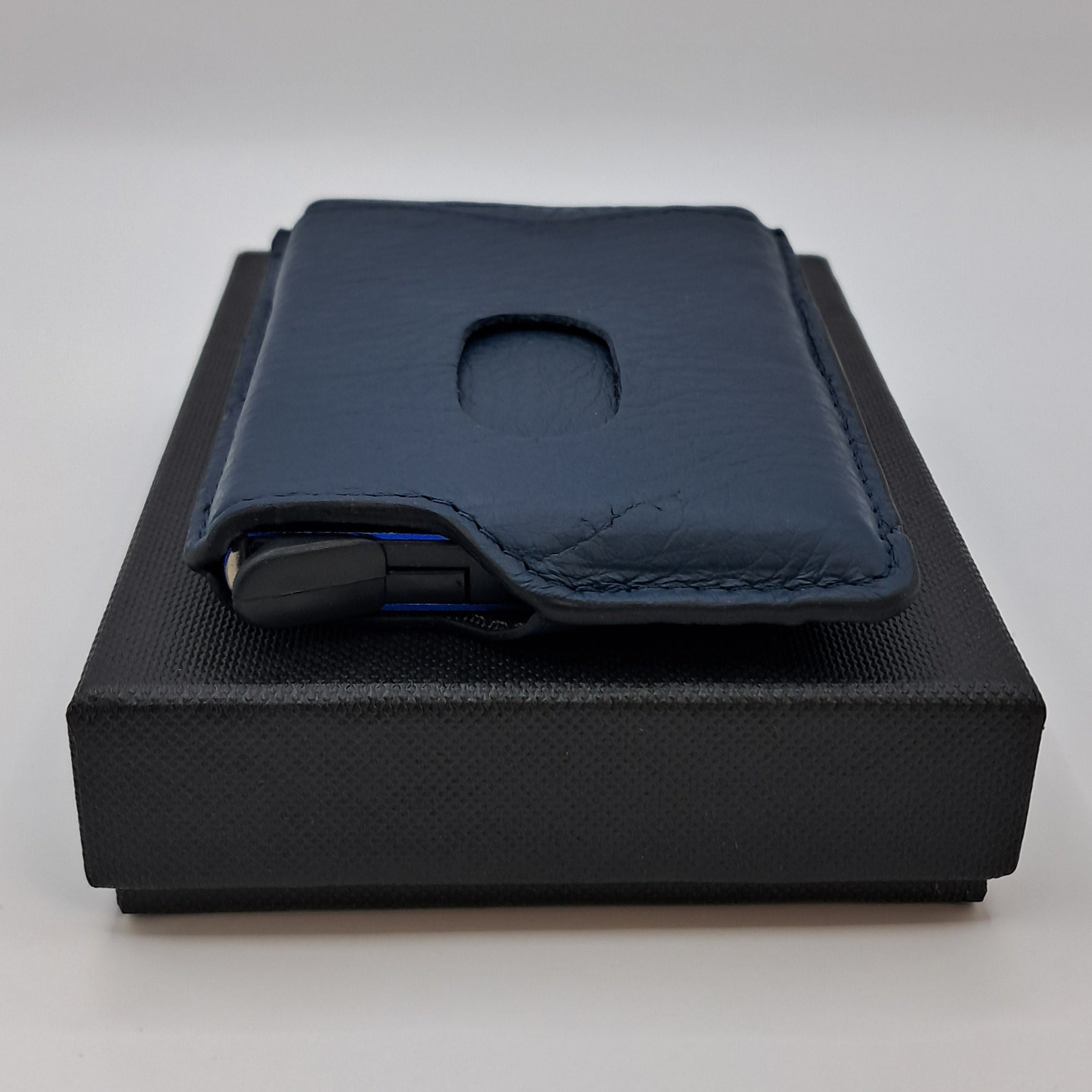 Billetera de cuero genuino, estilo tarjetero delgado