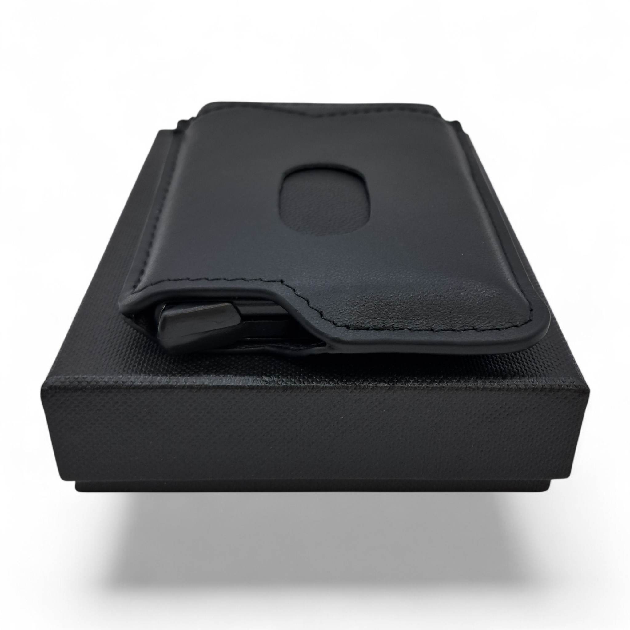 Billetera de Cuero Genuino – Estilo Tarjetero Delgado