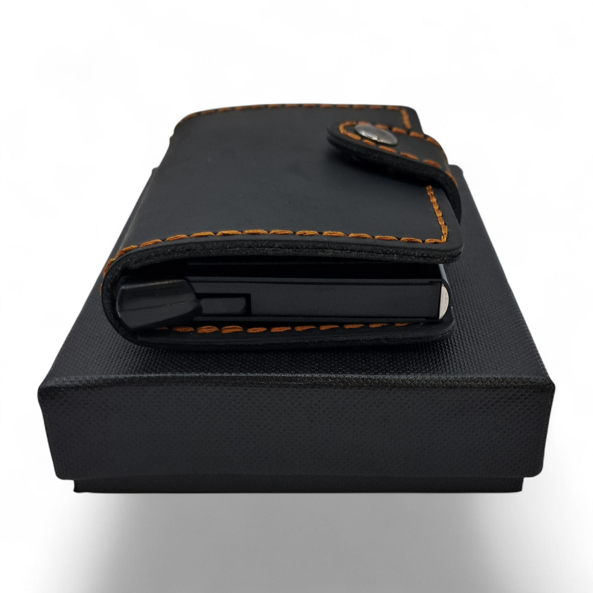 Billetera de Cuero Genuino – Tarjetero de Doble Hoja con Broche